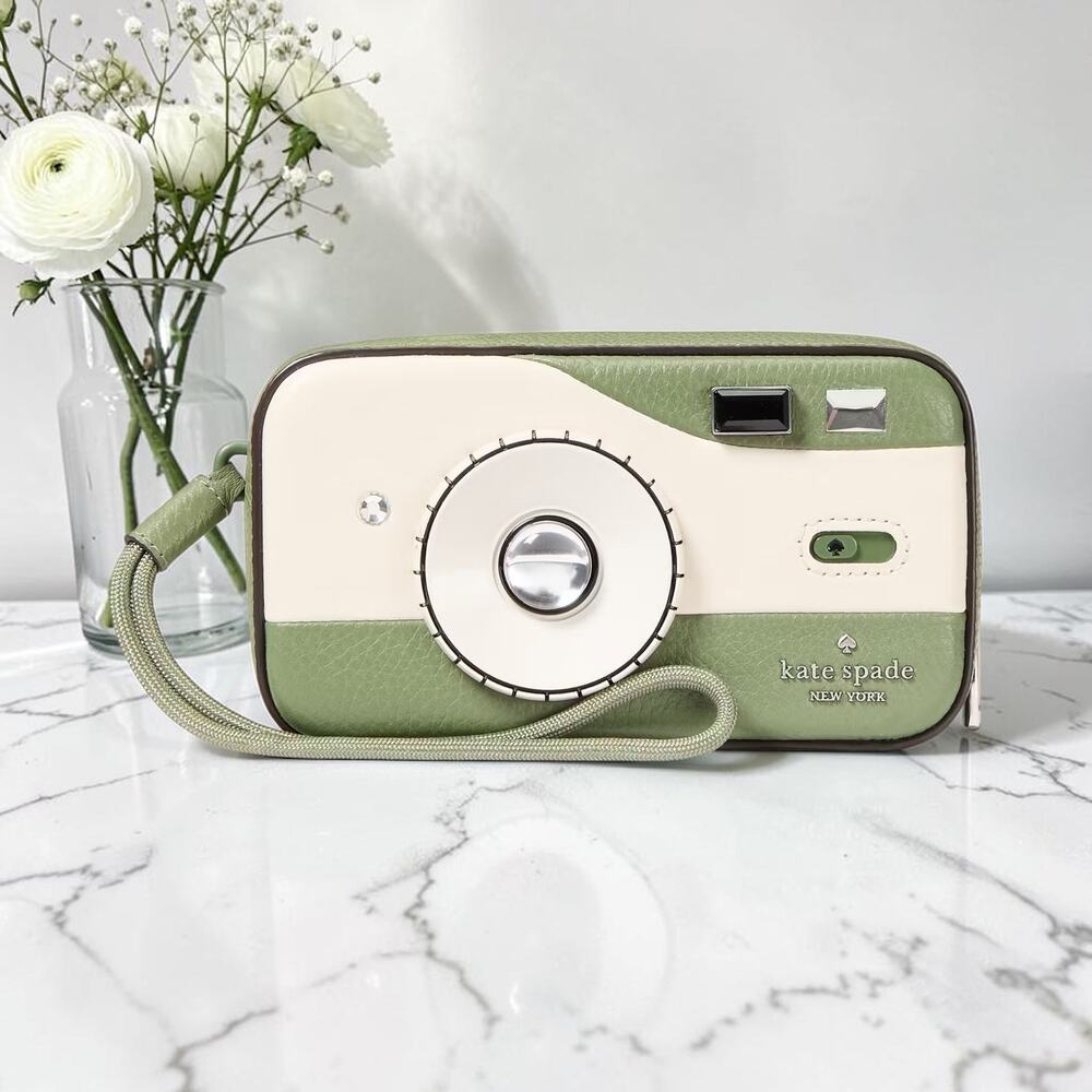 Kate Spade Picture This Camera Leather Wristlet KL917